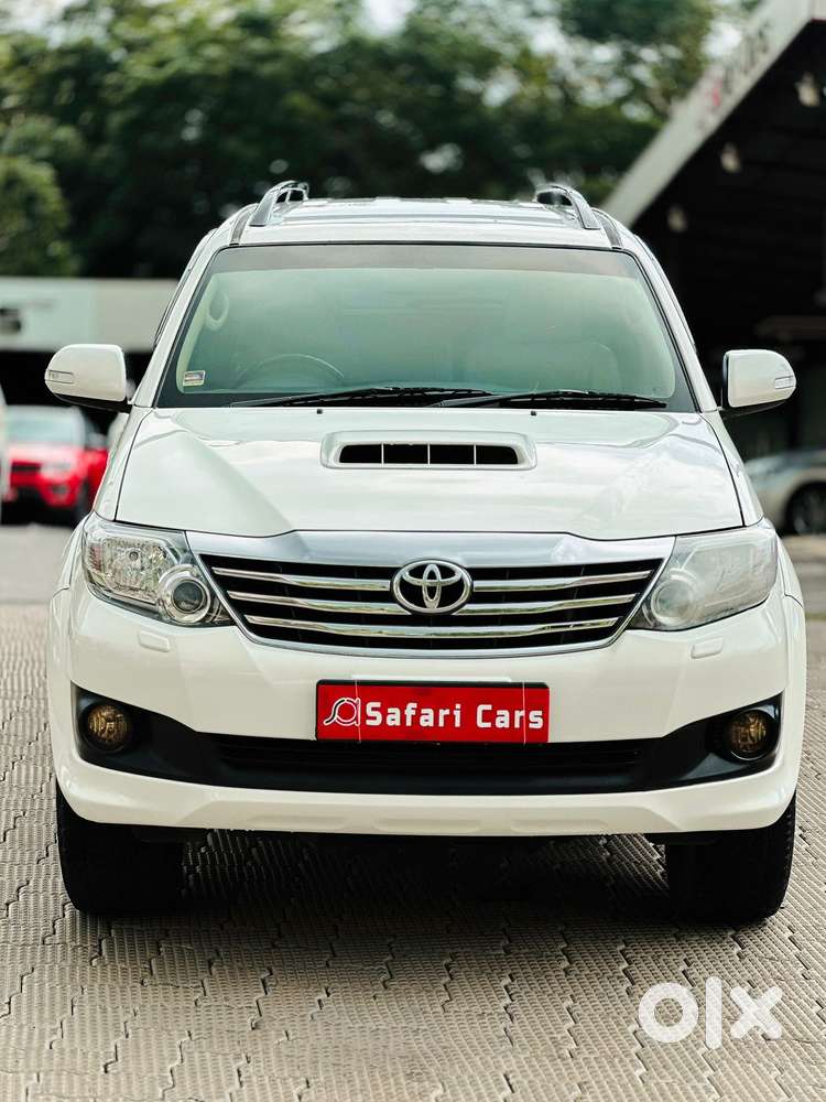 Toyota Fortuner 2011-2016 4x2 At, 2014, Diesel
