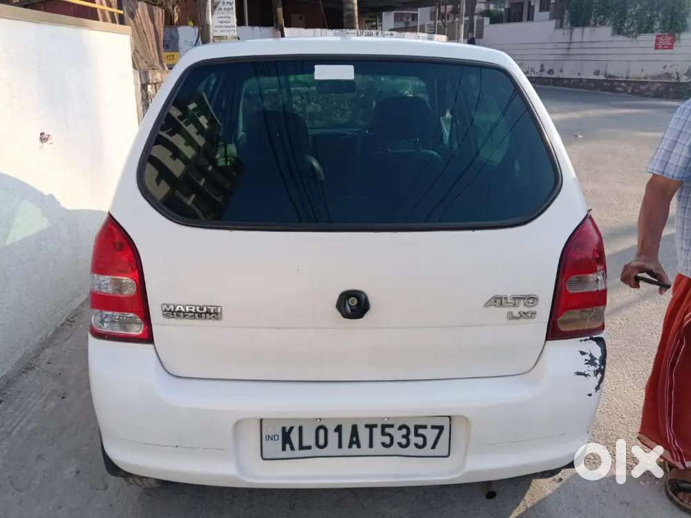 Alto White Good Condition Family Use