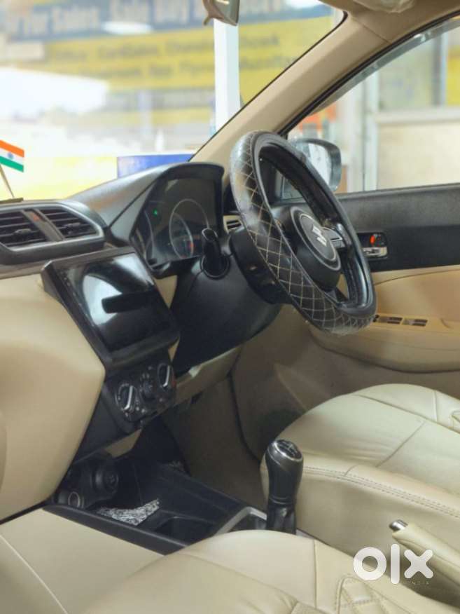 Maruti Suzuki Dzire 1.2 Vxi, 2023, Petrol