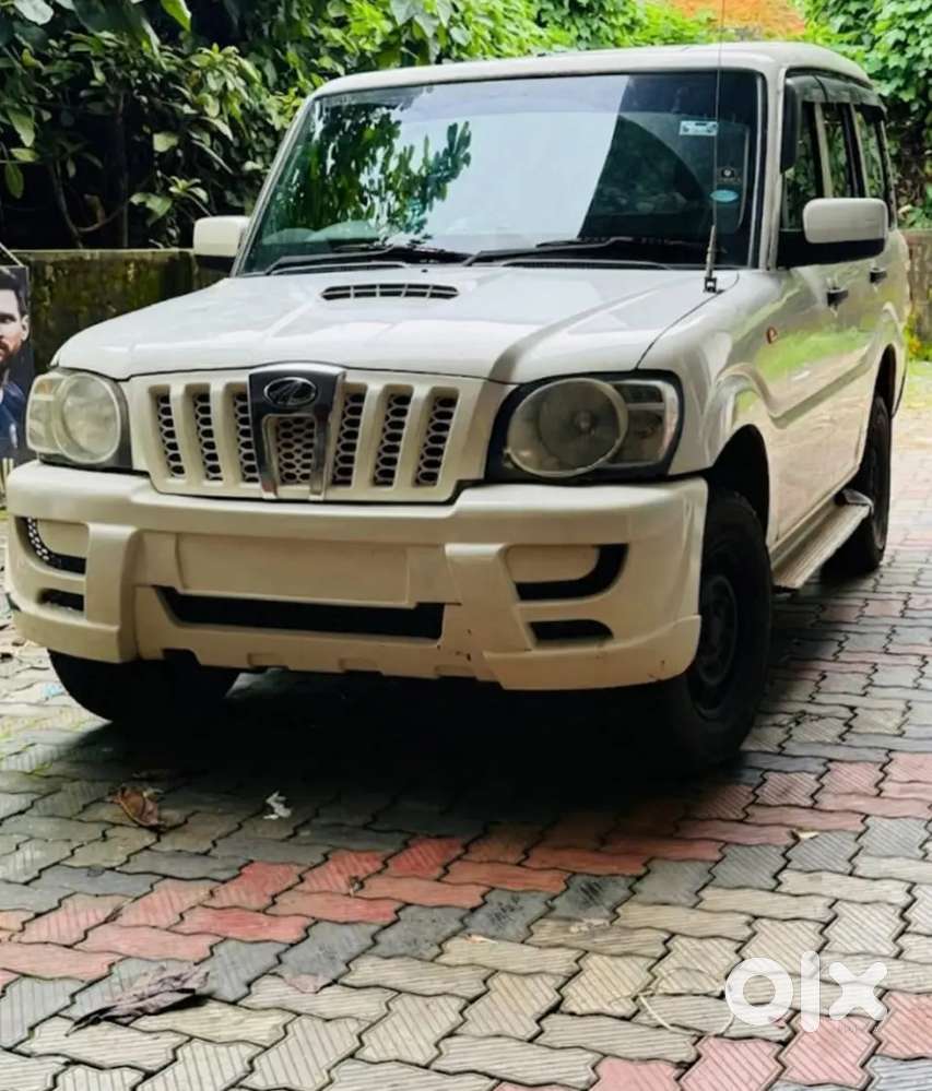 2012 Mahindra Scorpio Diesel White Good Condition
