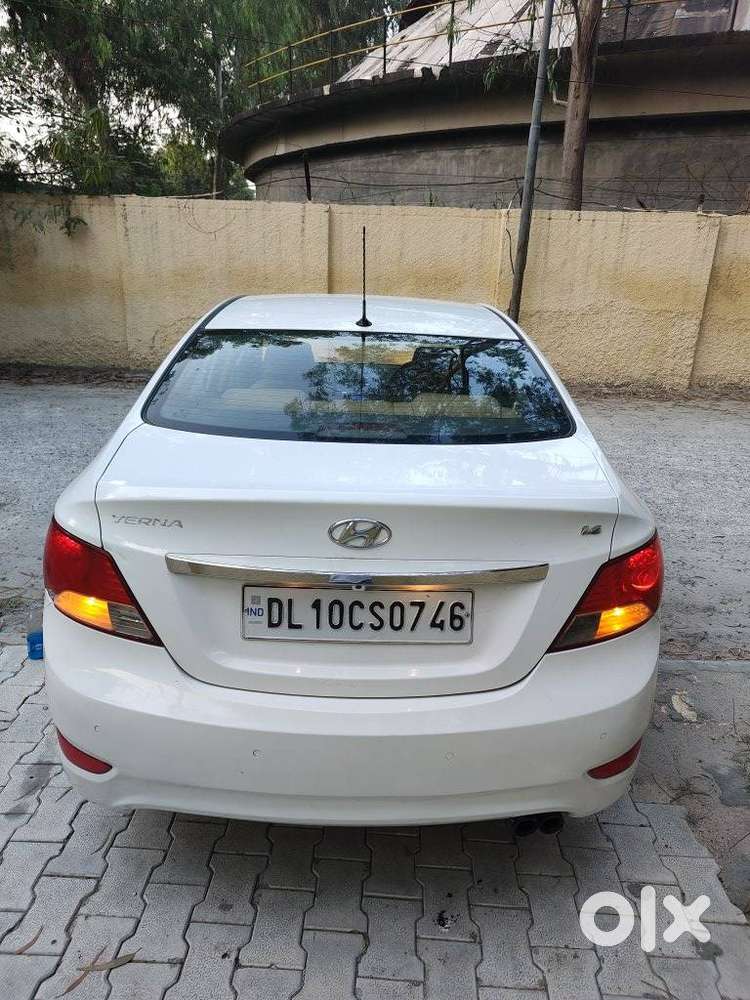 Hyundai Verna 1.6 Ex Vtvt, 2013, Petrol