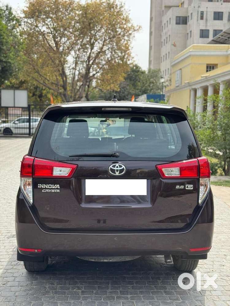 Toyota Innova Crysta [2020-ongoing] 2.4 Gx At 7 Str, 2017, Diesel