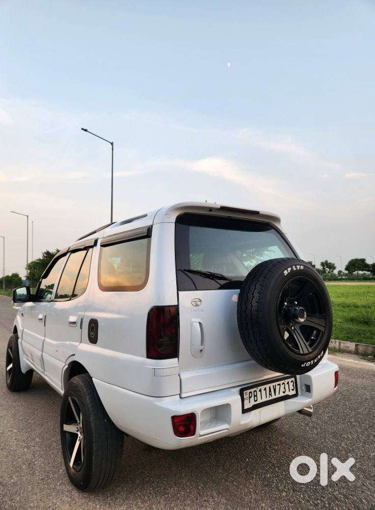 Tata Safari Dicor 2.2 Lx 4x2, 2011, Diesel