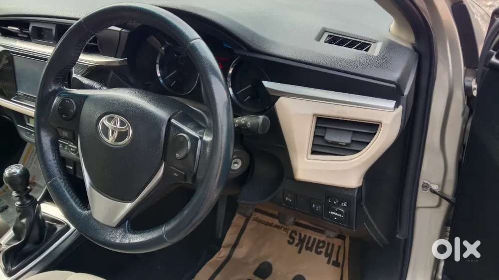 Toyota Corolla Altis 2016