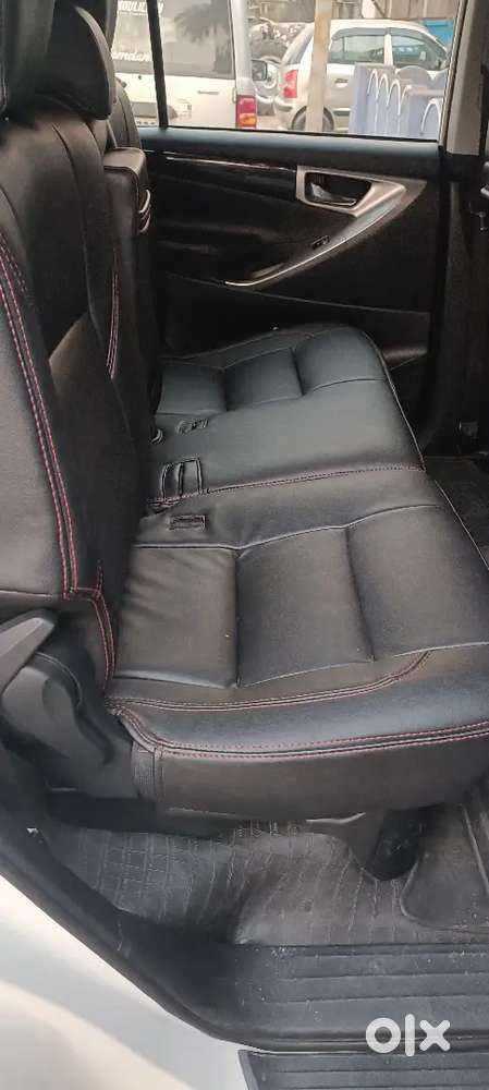 Toyota Innova Crysta 2016 Diesel 94000 Km Driven