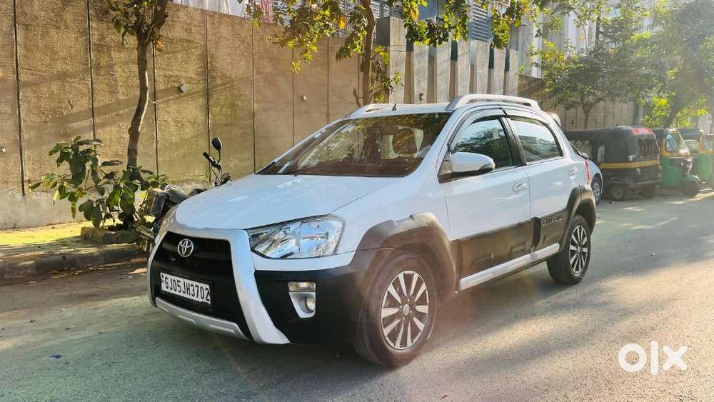 Toyota Etios Cross