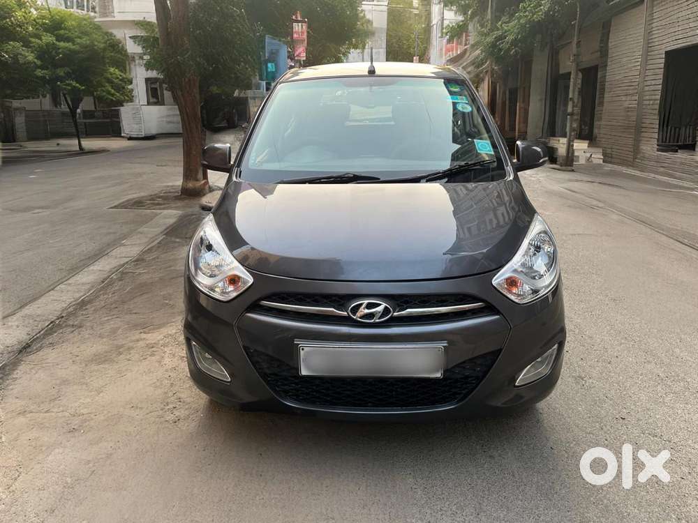 Hyundai I10 Sportz At, 2012, Petrol