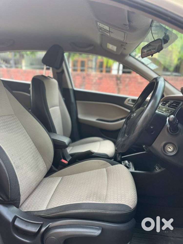 Hyundai I20 Sportz 1.2 Vtvt, 2017, Petrol