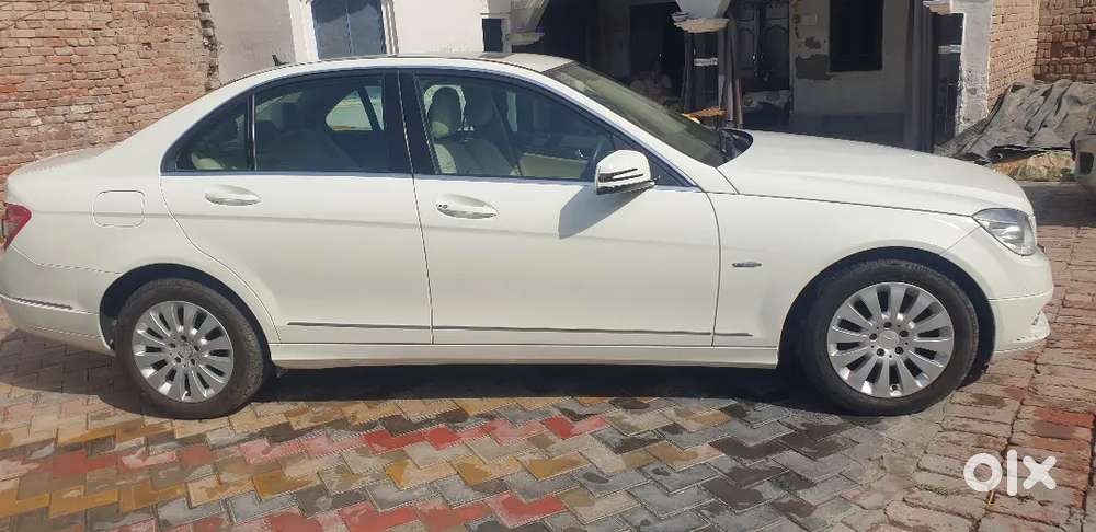 Mercedes Benz C200