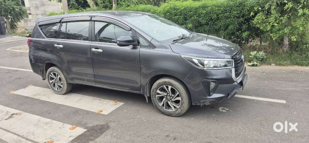 Toyota Innova Crysta 2.4 G Plus Mt 7 Str, 2022, Diesel