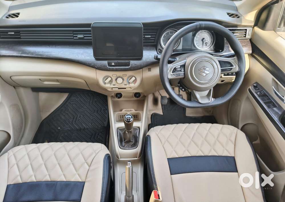 Maruti Suzuki Ertiga 2022-2023 Vxi Cng, 2023, Cng & Hybrids