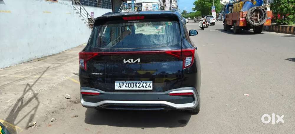 Kia Carens 2024 Petrol Good Condition