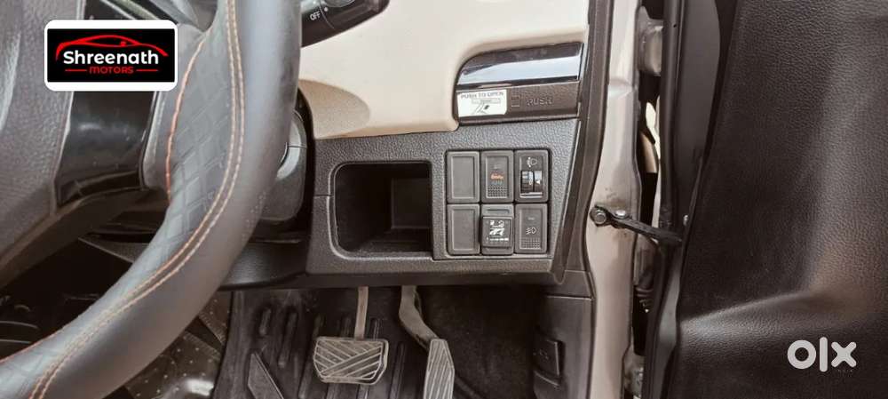 Maruti Suzuki Wagon R 1.0 Vxi Amt, 2017, Petrol