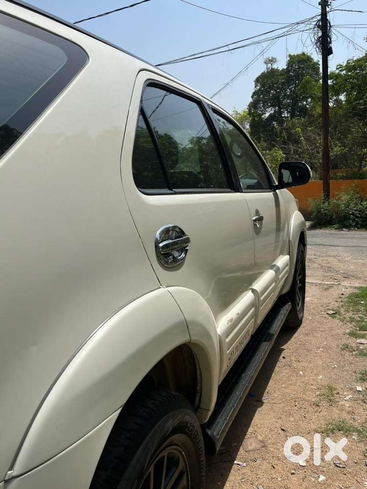 Toyota Fortuner 2015 Diesel Well Maintained