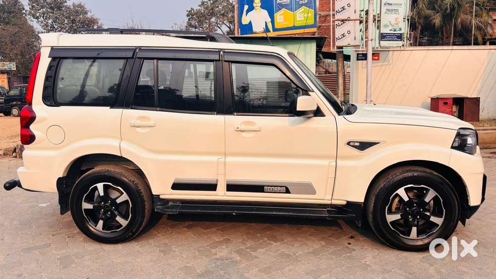 Mahindra Scorpio Classic 2.2 S 11 Mt 7 Str, 2023, Diesel