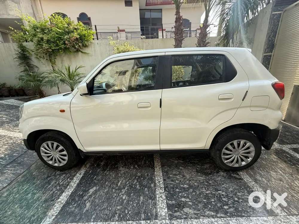 Maruti Suzuki S-presso 31-12- 2022 Petrol 33880 Km Driven