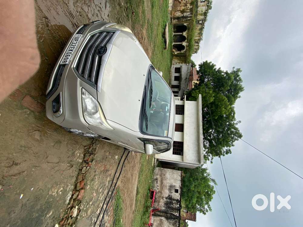 Toyota Innova 2.5 G 2012