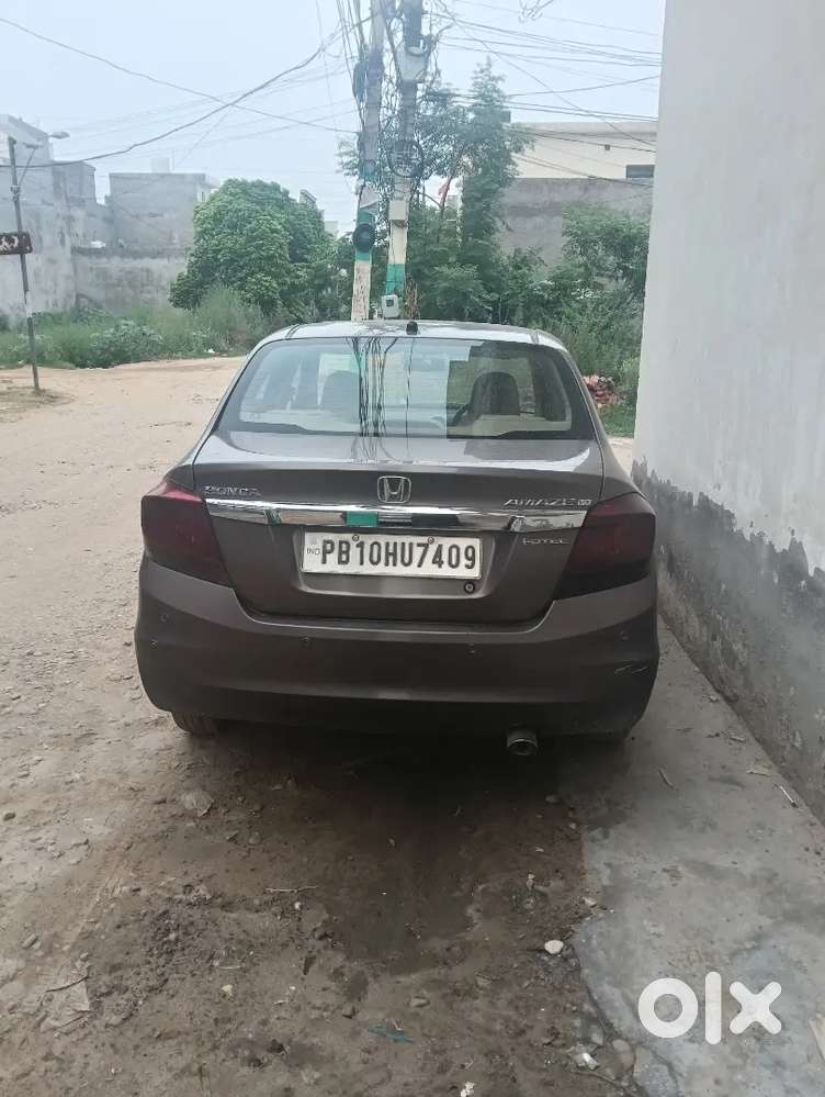 Honda Amaze Diesel 2013