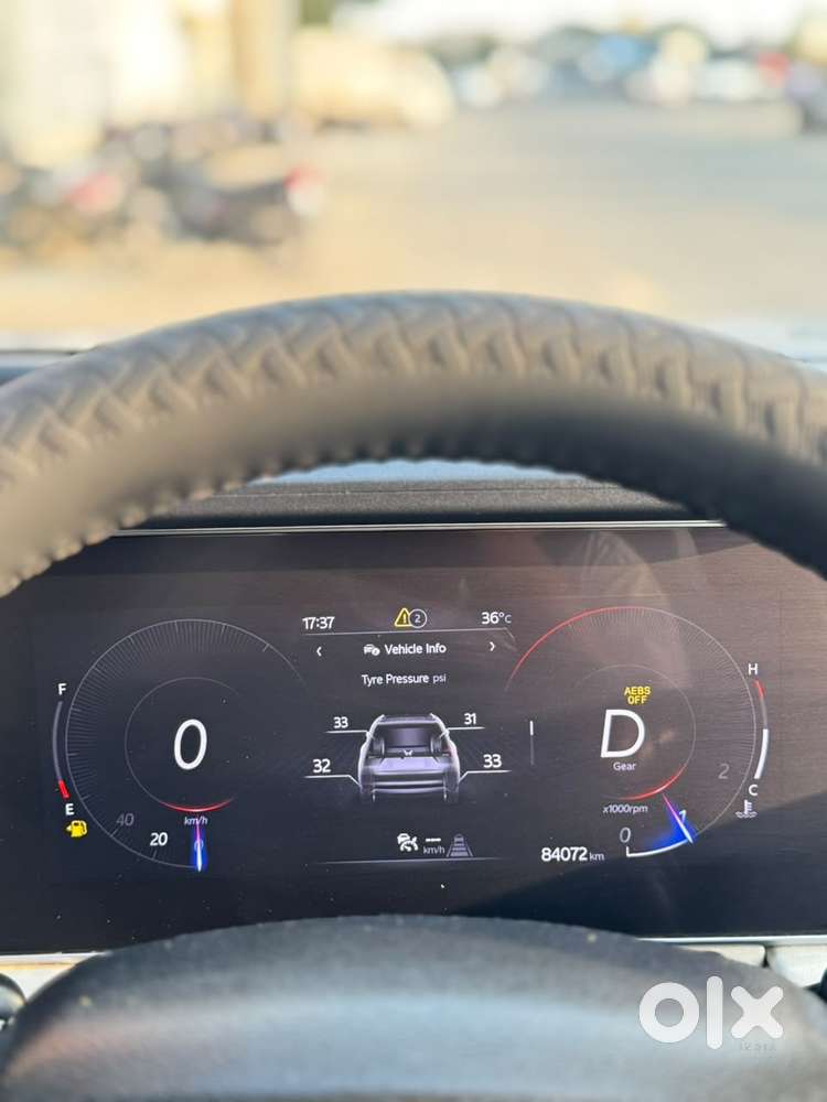 Mahindra Xuv700 Ax7l 6 Str At, 2022, Diesel