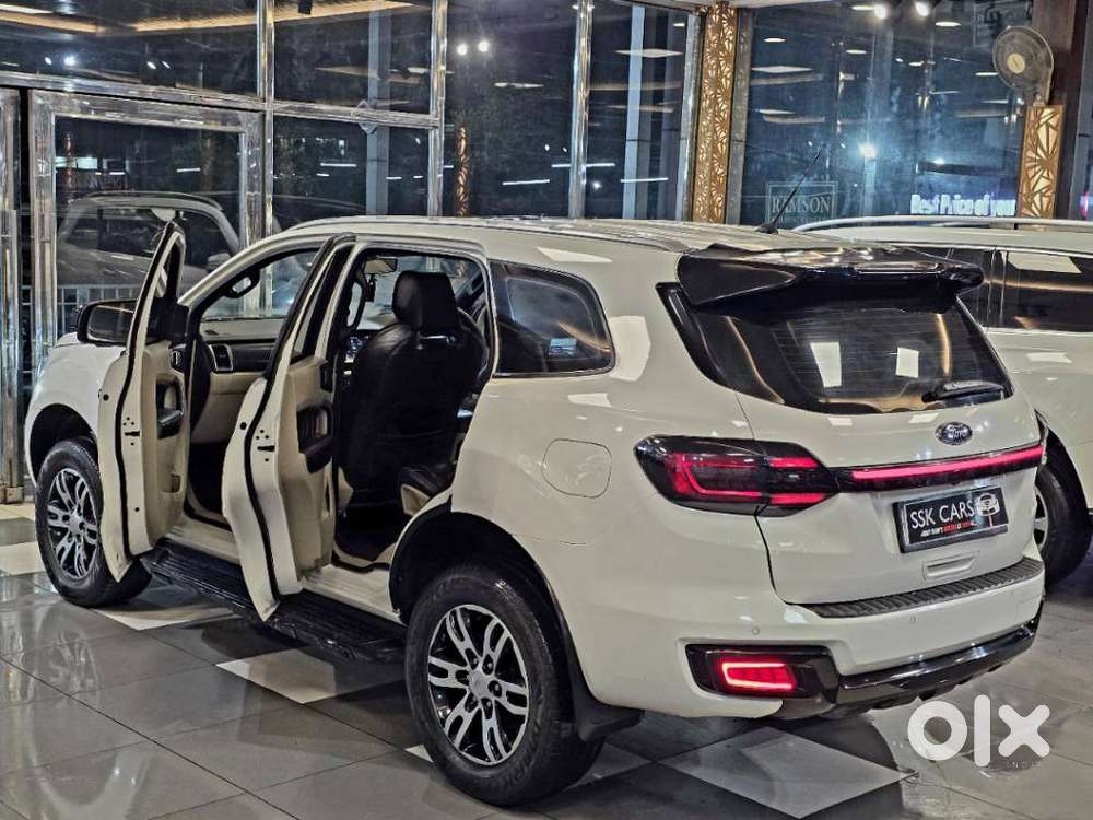 Ford Endeavour 3.2 Titanium At 4x4, 2017, Diesel