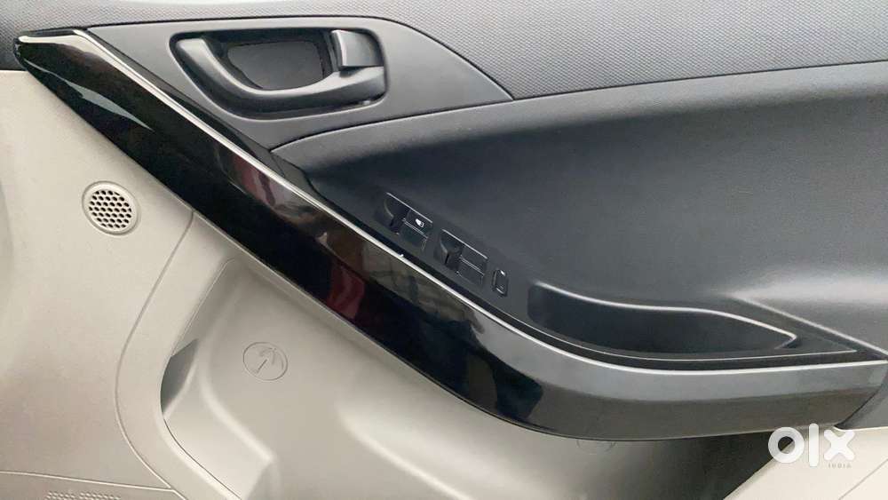 Tata Nexon 1.2 Revotron Xm, 2019, Petrol