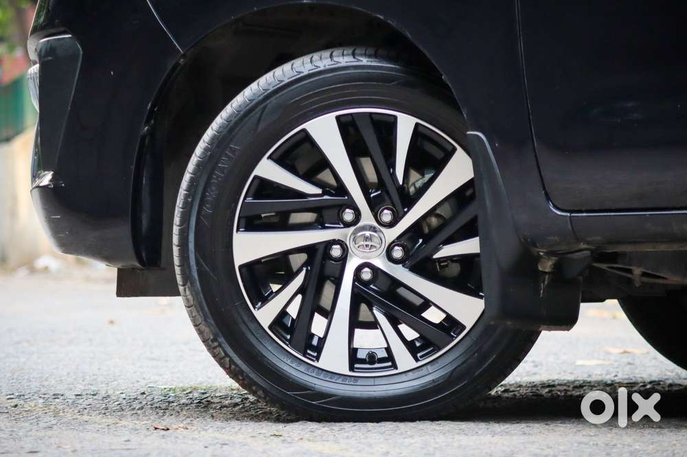 Toyota Innova Crysta Zx 2.4 Diesel 7 Seater, 2021, Diesel