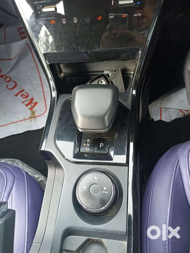 Tata Nexon Fearless Pr S 1.2 Revotron Petrol 7 Dca  Dt, 2024, Petrol