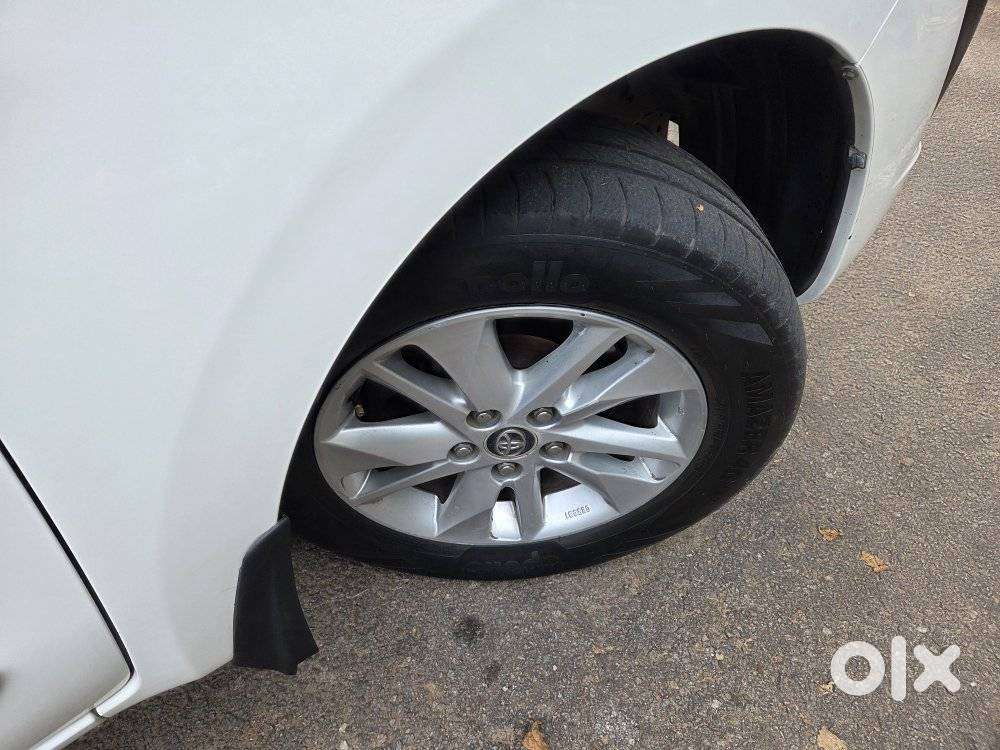 Toyota Innova Crysta 2.4 G Mt 7 Str, 2018, Diesel