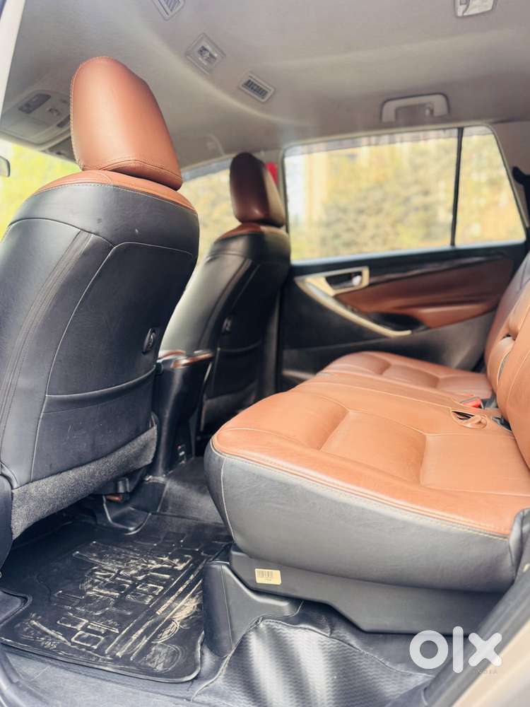 Toyota Innova Crysta 2.4 G Mt 8s, 2021, Diesel