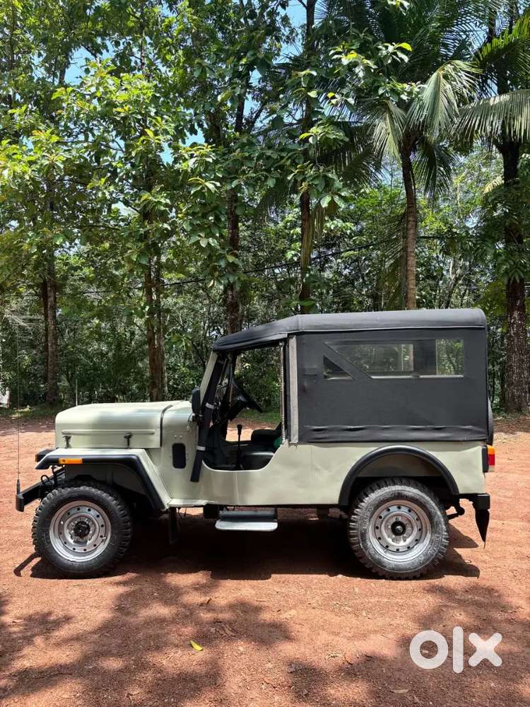 Mahindra Jeep 2009 Diesel Well Maintained