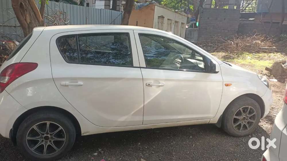 Hyundai I20 2010 Cng & Hybrids 86000 Km Driven