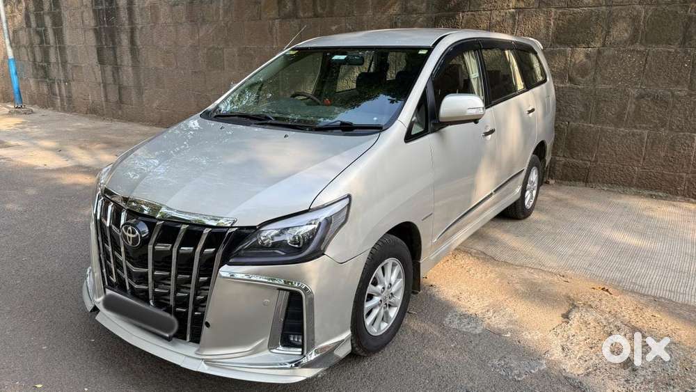 Toyota Innova 2.5 G (diesel) 8 Seater Bs Iv, 2015, Diesel