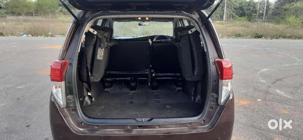 Toyota Innova Crysta 2.4 G Mt 8s, 2020, Diesel