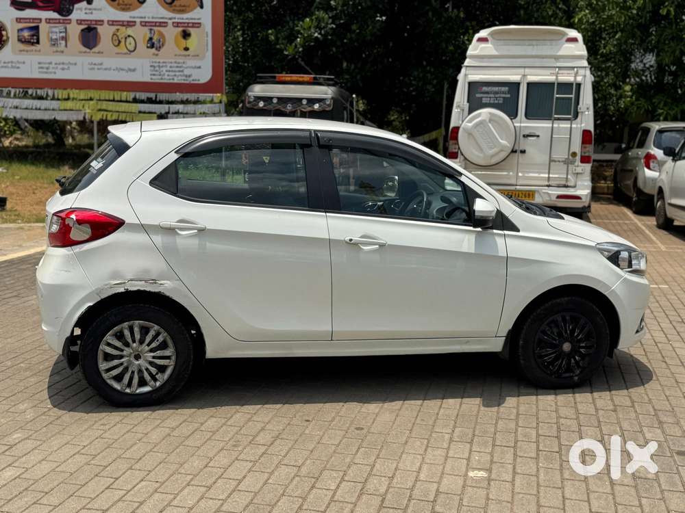 Tata Tiago Xz, 2017, Petrol