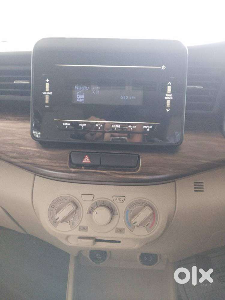 Maruti Suzuki Ertiga Vxi (o) Cng, 2019, Cng & Hybrids