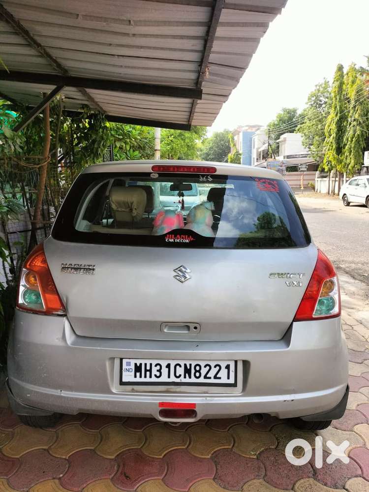 Maruti Suzuki Swift 2006 Petrol 99000 Km Driven