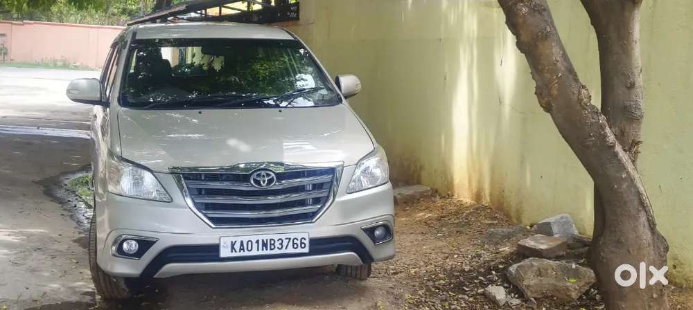 Toyota Innova Diesel 7 Str 2013