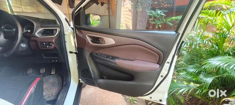 Maruti Suzuki Fronx 2025