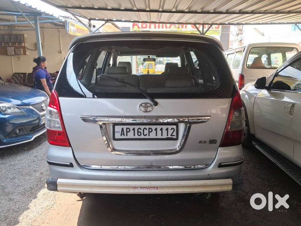 Toyota Innova 2.5 V 7 Str, 2013, Diesel