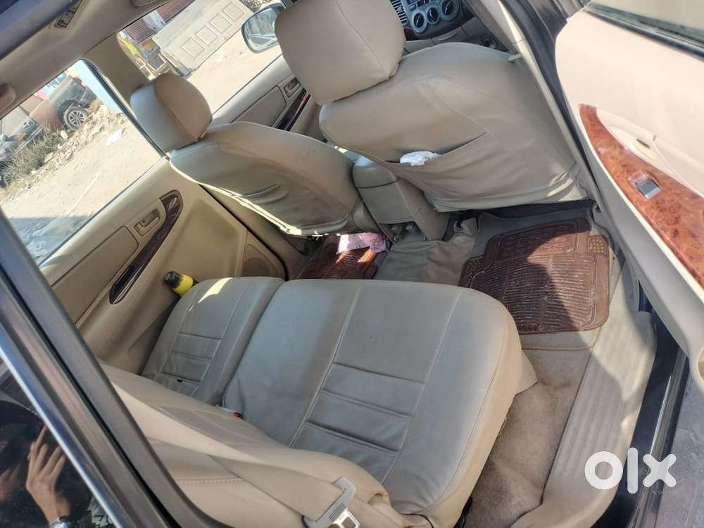 Toyota Innova 2.5 G (diesel) 8 Seater, 2007, Diesel