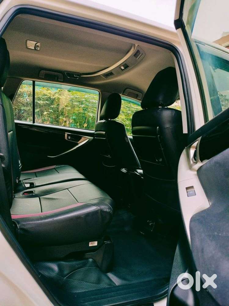 Toyota Innova Crysta 2.4 V 8 Str, 2020, Diesel