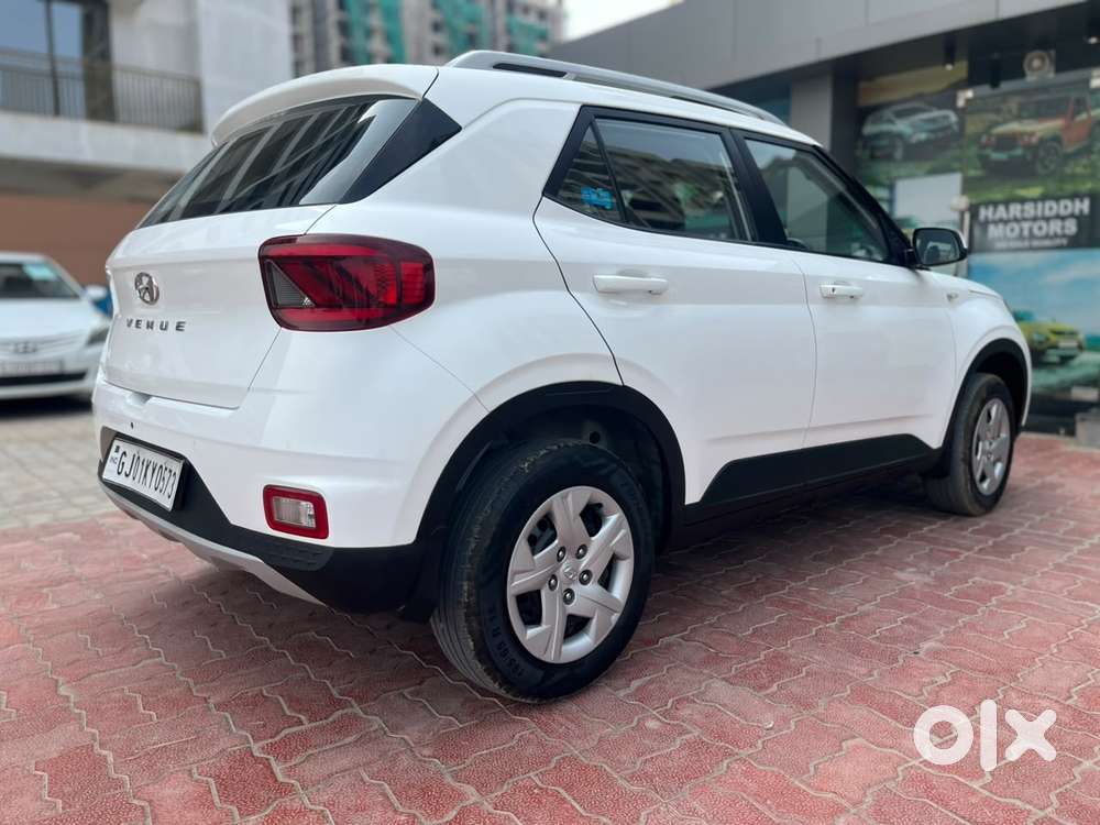 Hyundai Venue S Plus Mt 1.2 Kappa, 2020, Petrol