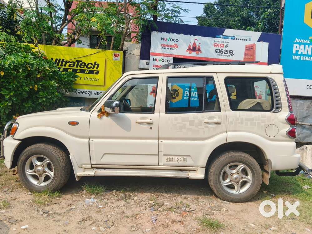 Mahindra Scorpio Classic 2011