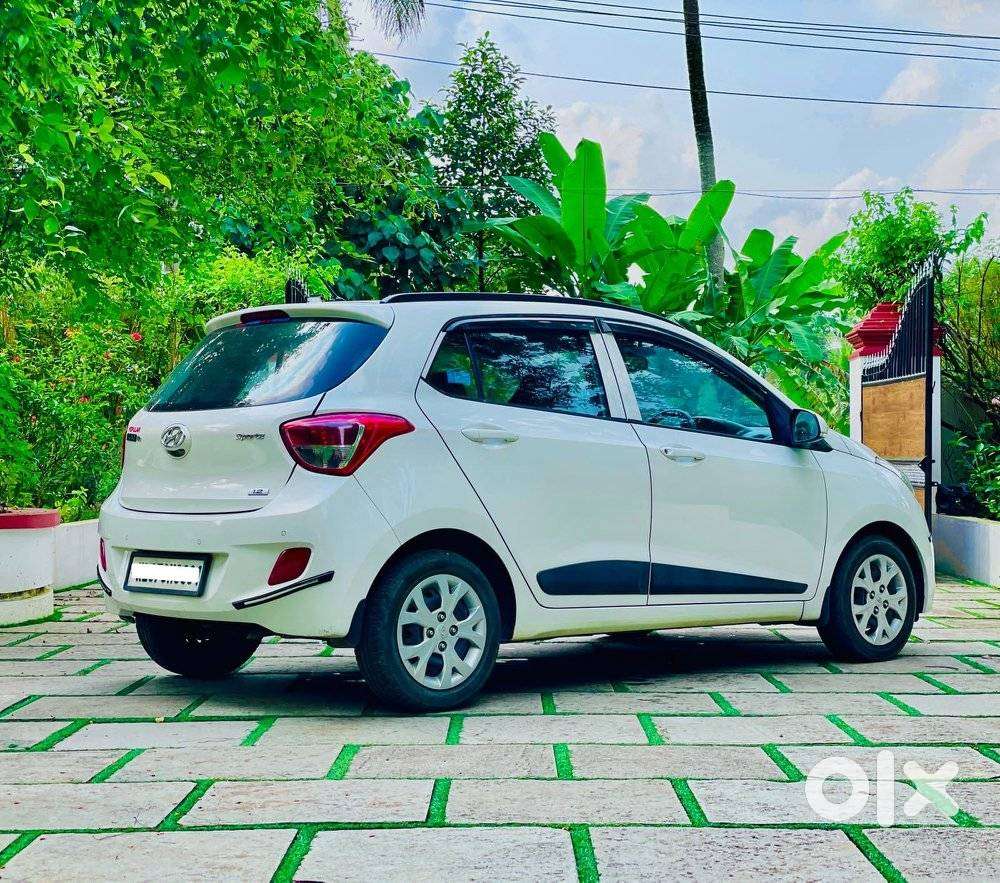 Hyundai Grand I10 Sportz 1.2 Kappa Vtvt, 2016, Petrol