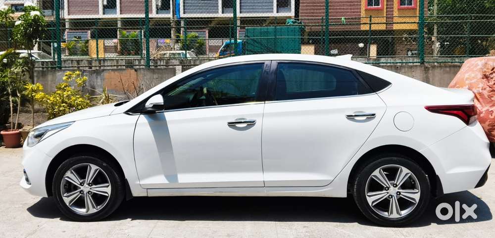 Hyundai Verna 1.6 Sx (o) Vtvt, 2018, Petrol