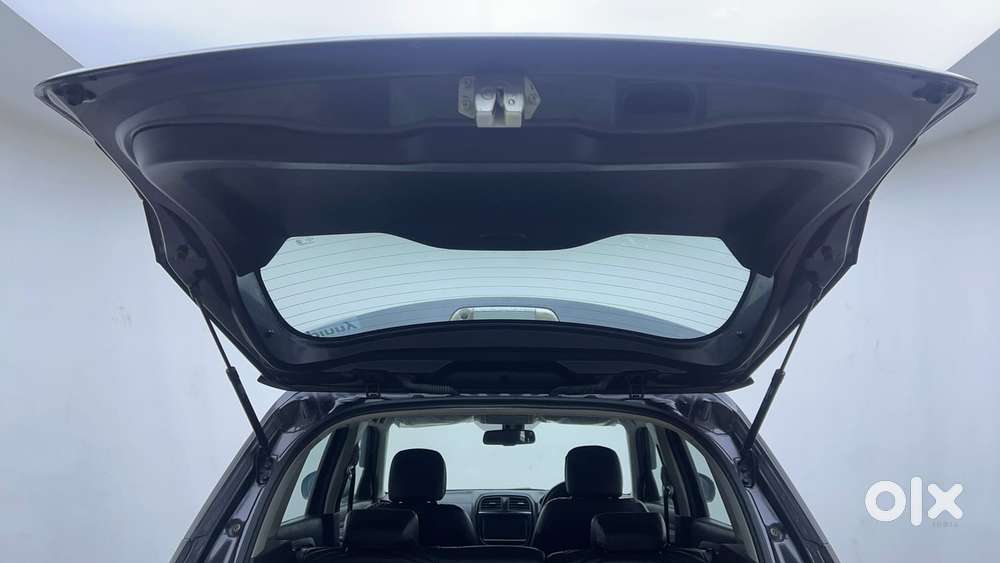 Maruti Suzuki Vitara Brezza 1.5 Zxi Plus, 2022, Petrol