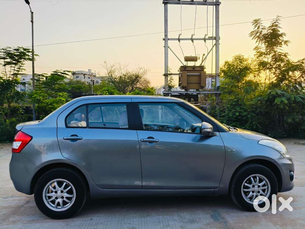 Maruti Suzuki Swift Dzire 1.2 Vxi Bsiv, 2014, Petrol
