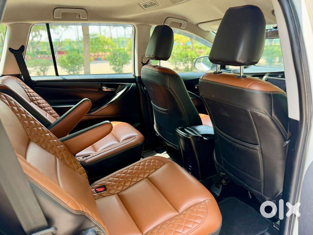 Toyota Innova Crysta 2.4 Gx Limited Edition 7 Str, 2023, Diesel