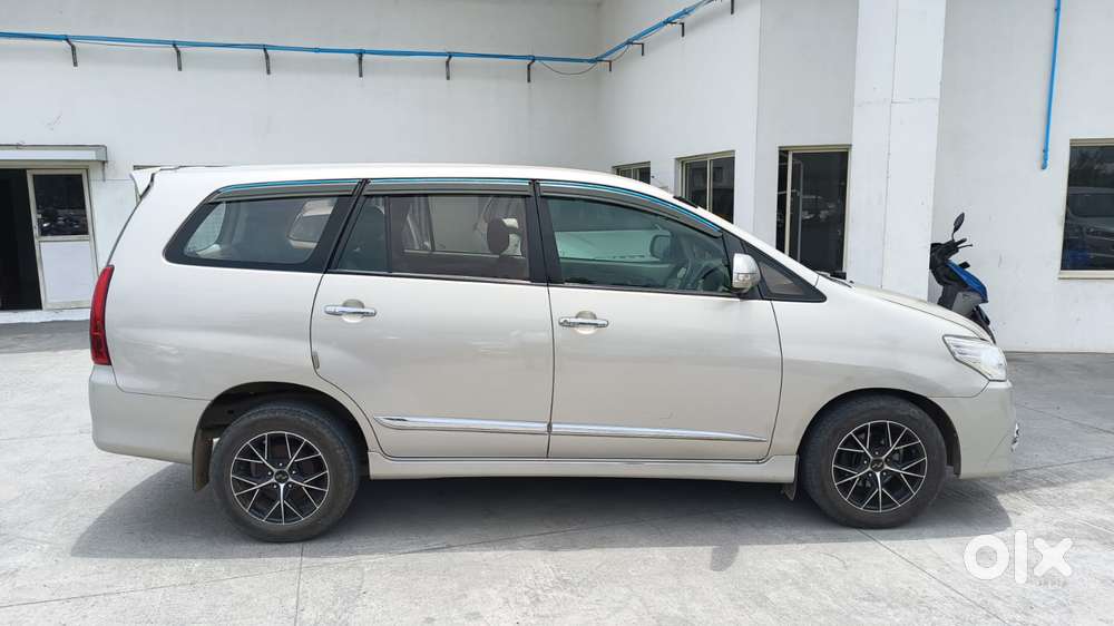 Toyota Innova 2.5 Z Diesel 7 Seater, 2014, Diesel