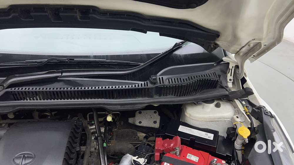 Tata Nexon 1.2 Revotron Xm (s), 2021, Petrol